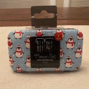 Christmas Penquins Manicure Set by Danielle Creations, 7 Pieces, Carrying Case